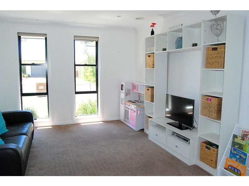 6 Topaz Street, Orange NSW 2800
