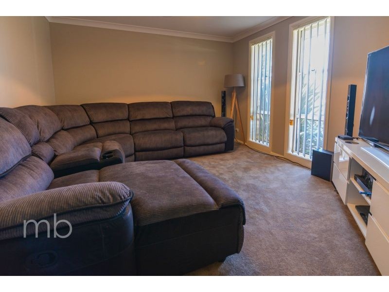 100 Diamond Drive, Orange NSW 2800