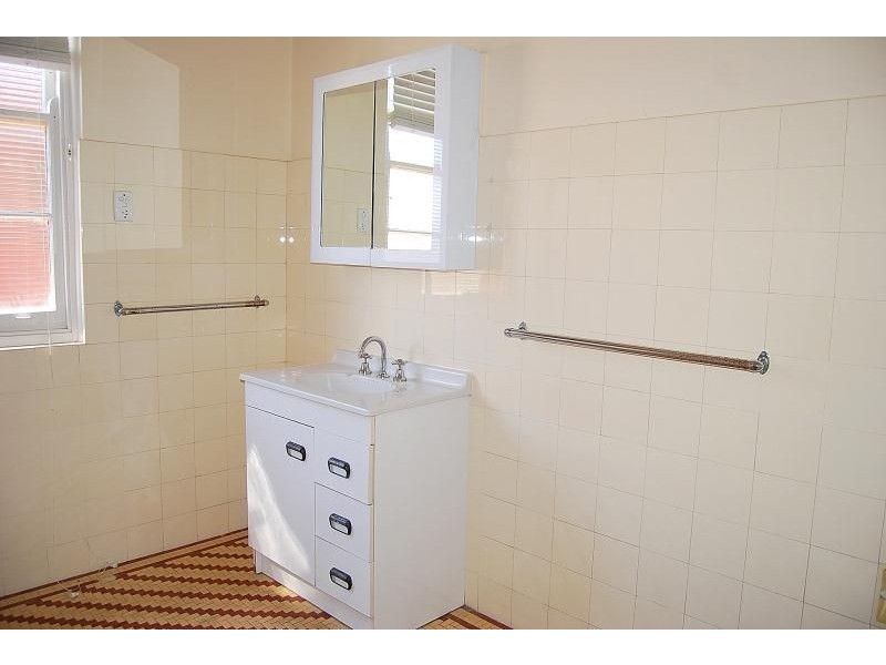 147 Woodward Street, Orange NSW 2800