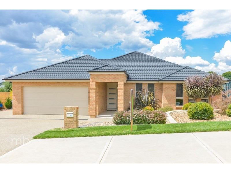 42 William Maker Drive, Orange NSW 2800