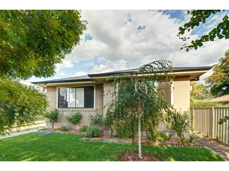 98 Autumn Street, Orange NSW 2800