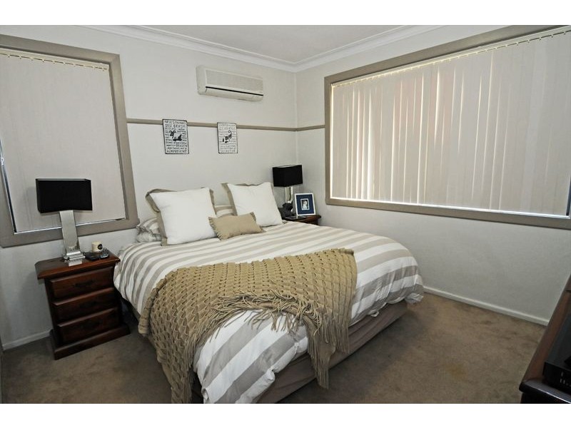 98 Autumn Street, Orange NSW 2800