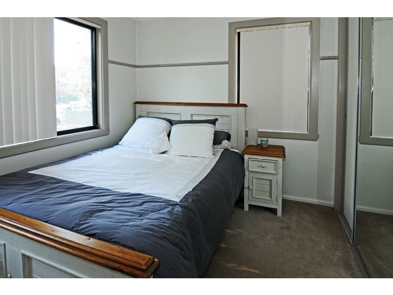 98 Autumn Street, Orange NSW 2800