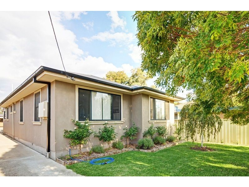 98 Autumn Street, Orange NSW 2800