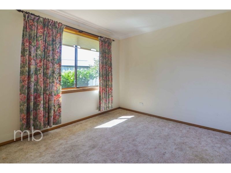 6 Georgian Place, Orange NSW 2800