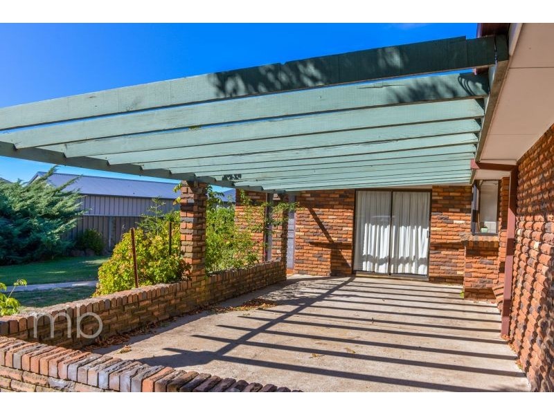 6 Georgian Place, Orange NSW 2800