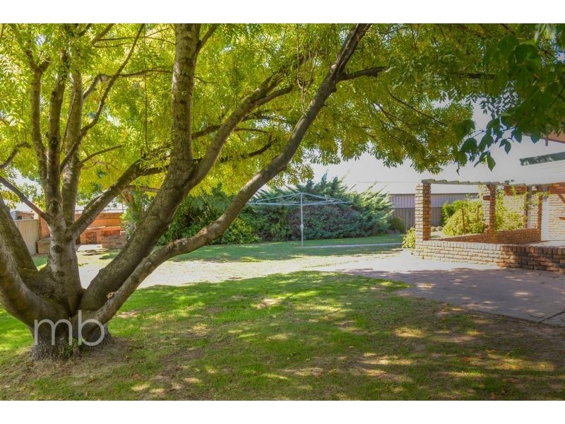 6 Georgian Place, Orange NSW 2800