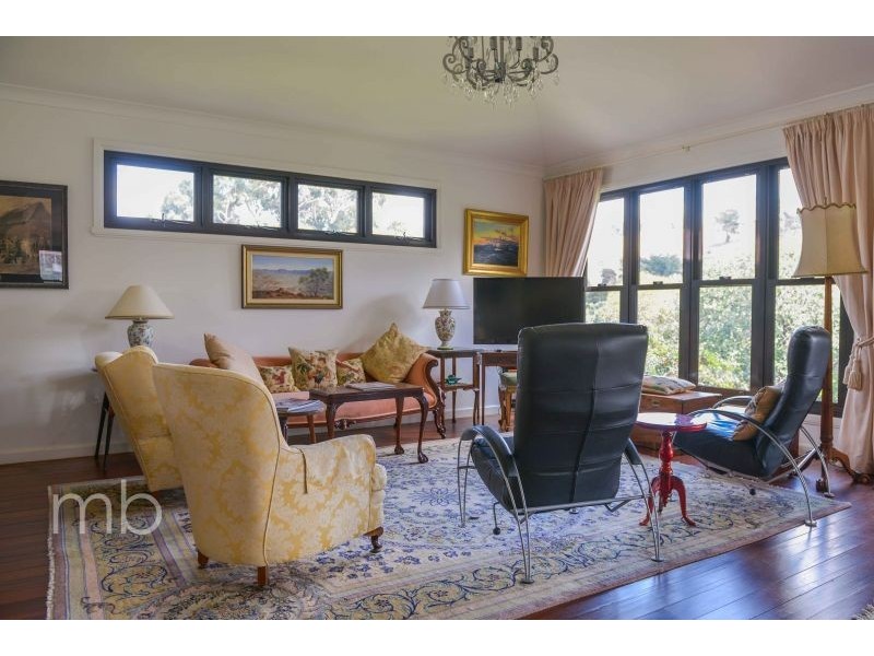 12 Belubula  Street, Carcoar NSW 2791