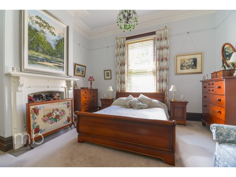 12 Belubula  Street, Carcoar NSW 2791