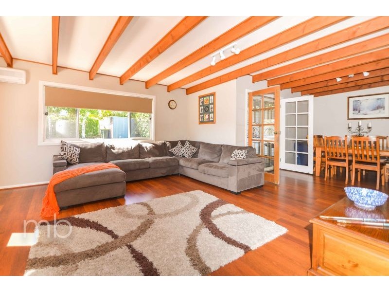 68 Cecil Road, Orange NSW 2800