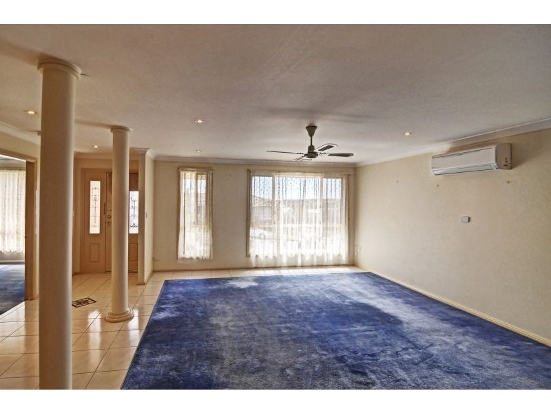 55 Northstoke Way, Orange NSW 2800