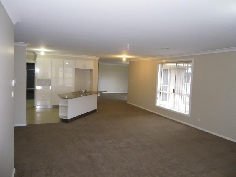 60 William Maker Drive, Orange NSW 2800