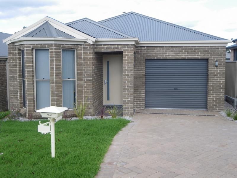 64 William Maker Drive, Orange NSW 2800