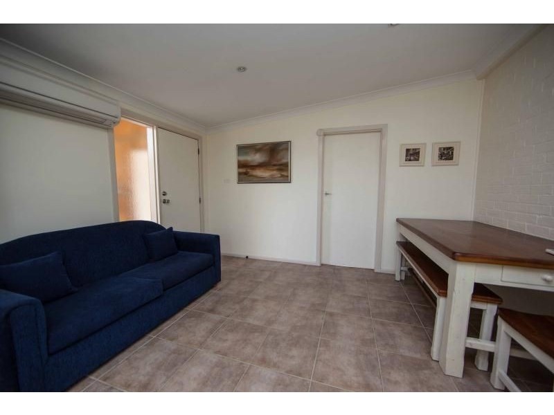 17a Icely Road, Orange NSW 2800