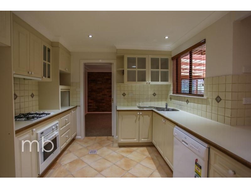 3 Kengdelt Place, Orange NSW 2800