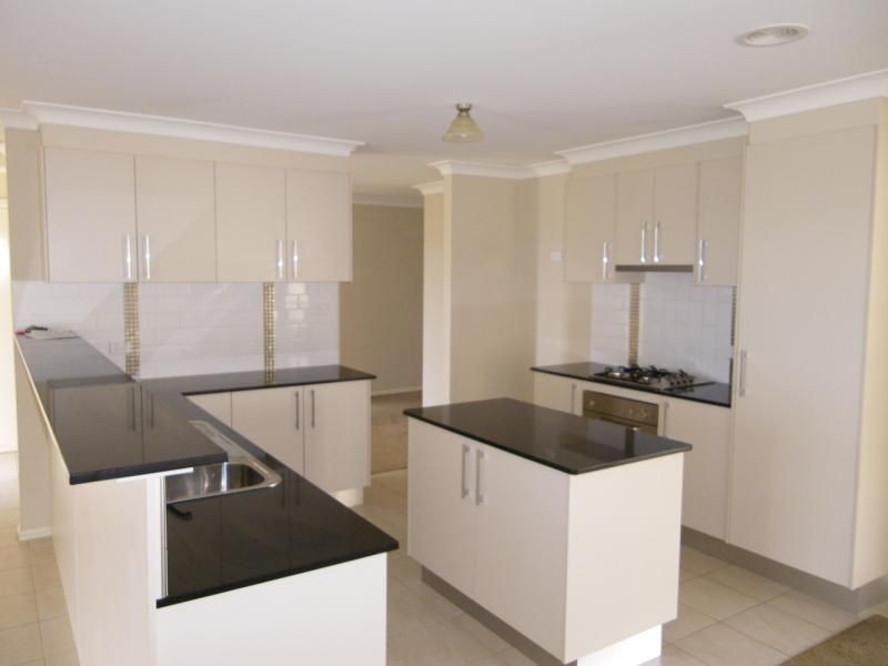 7 Hughes Street, Orange NSW 2800