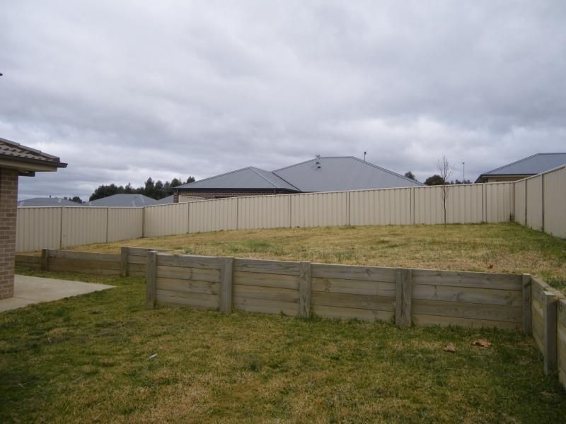 7 Hughes Street, Orange NSW 2800