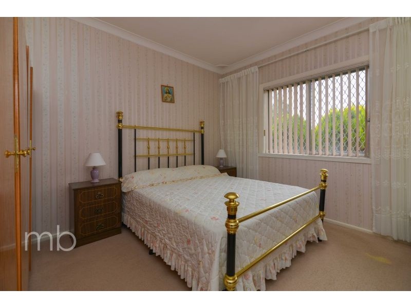 103 Molong Road, Orange NSW 2800