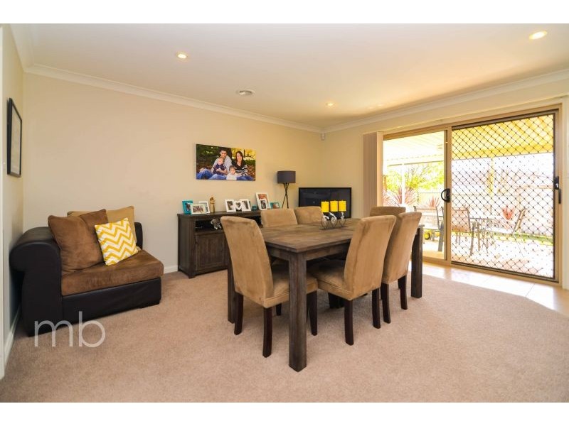 4 Evans Place, Orange NSW 2800