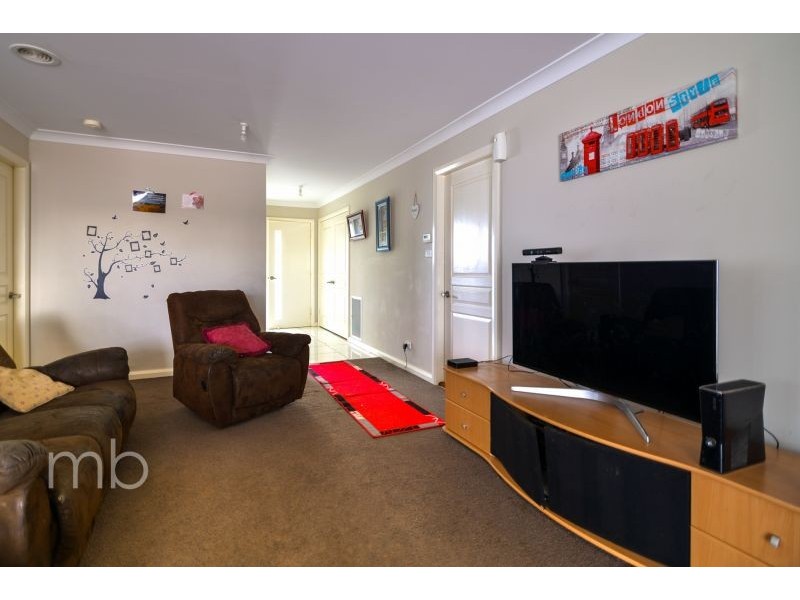 2 Palermo Street, Orange NSW 2800