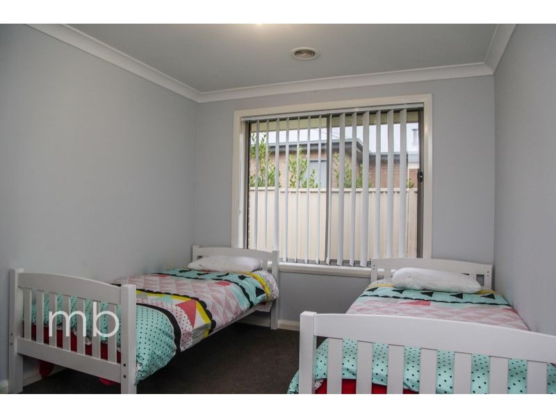 2 Palermo Street, Orange NSW 2800