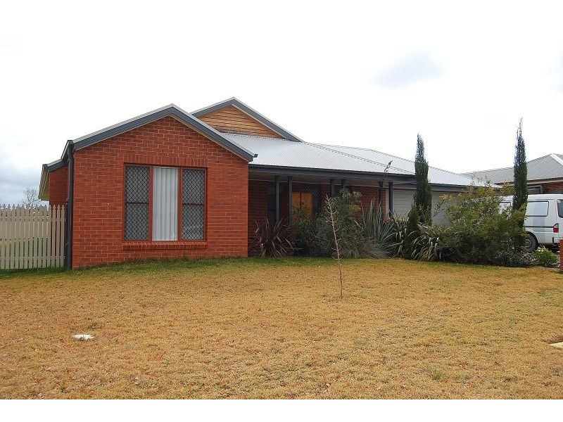 23 Unwin Street, Millthorpe NSW 2798