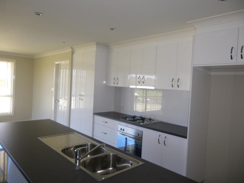 14 Hughes Street, Orange NSW 2800