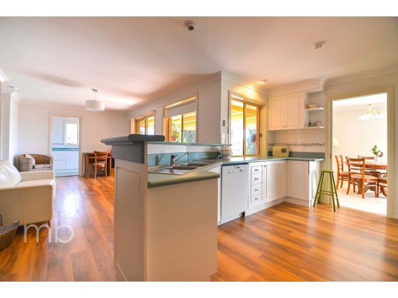 6 Nancy Place, Orange NSW 2800