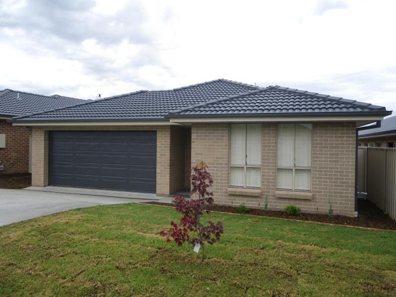 1 Jade Avenue, Orange NSW 2800