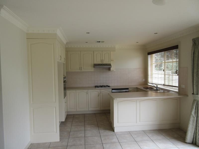 52 Amana Circuit, Orange NSW 2800