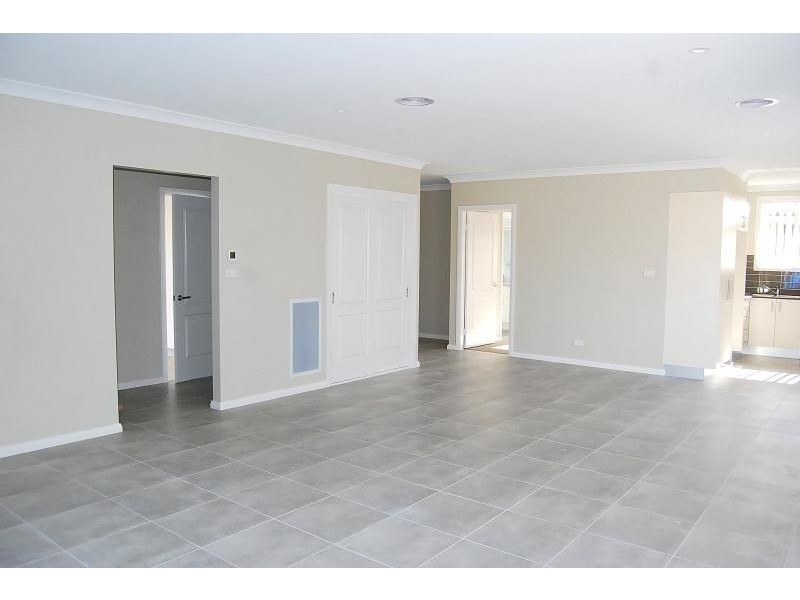 114 Diamond Drive, Orange NSW 2800