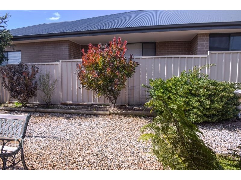 6 Romano Drive, Orange NSW 2800