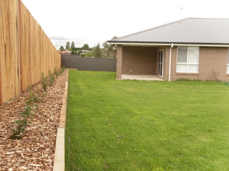 6 Trainor Court, Orange NSW 2800