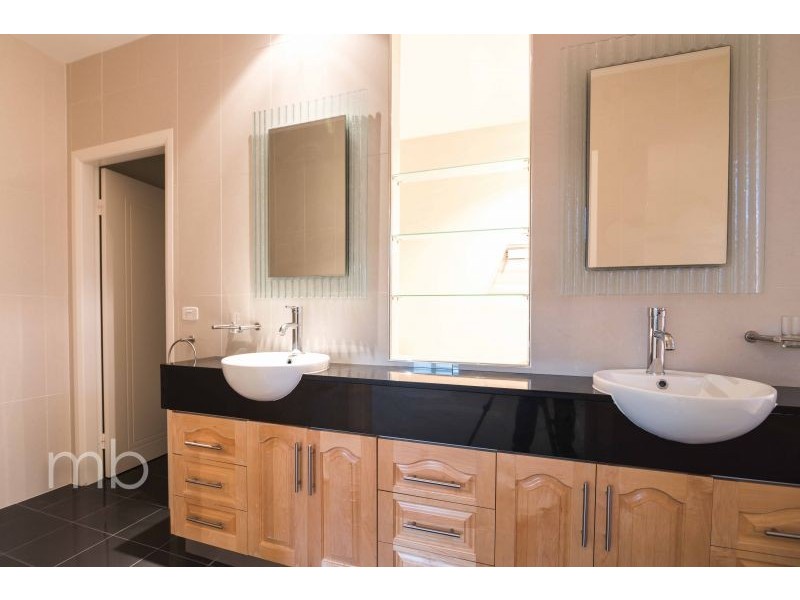 17 Kaleno Way, Orange NSW 2800