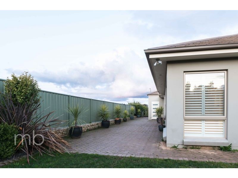 17 Kaleno Way, Orange NSW 2800