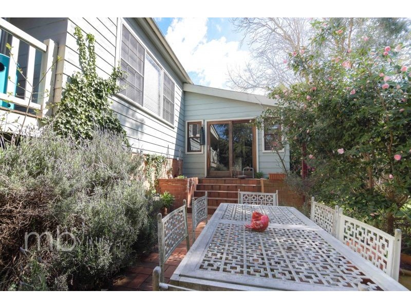 9 George Street, Millthorpe NSW 2798