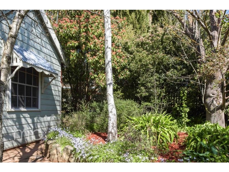 9 George Street, Millthorpe NSW 2798