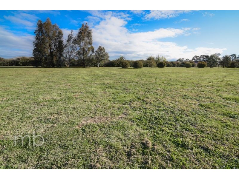 37 Witton Place, Orange NSW 2800