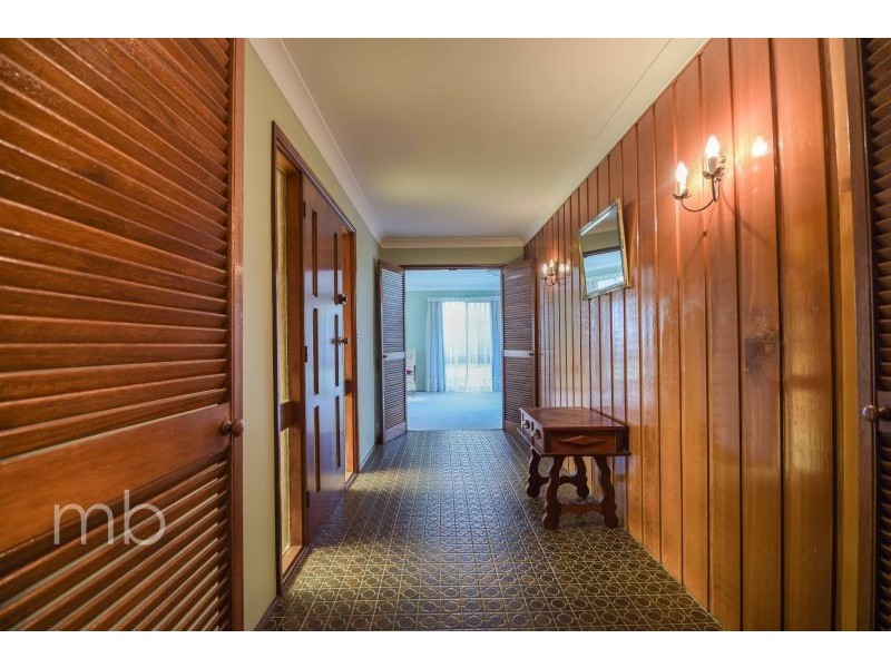 37 Witton Place, Orange NSW 2800