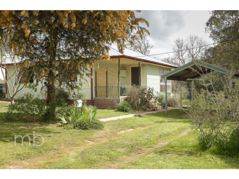 2 George Street, Millthorpe NSW 2798