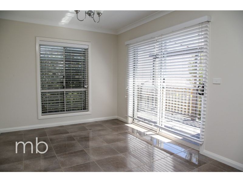 6/18 Whitney Place, Orange NSW 2800