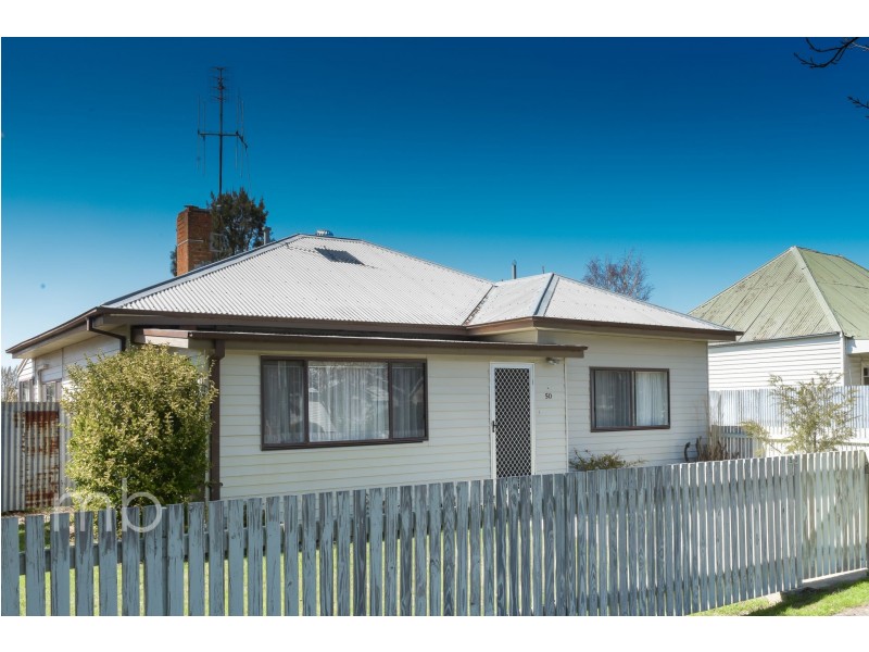 50 Osman Street, Blayney NSW 2799
