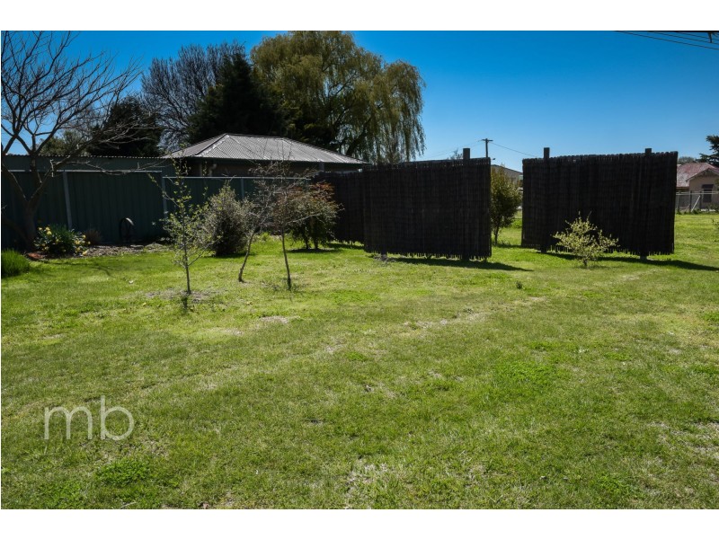 50 Osman Street, Blayney NSW 2799