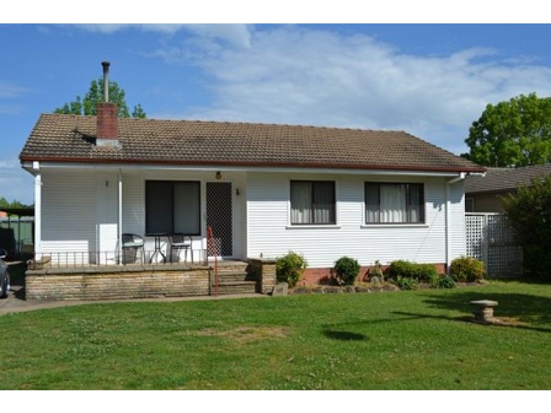 101 Woodward Street, Orange NSW 2800