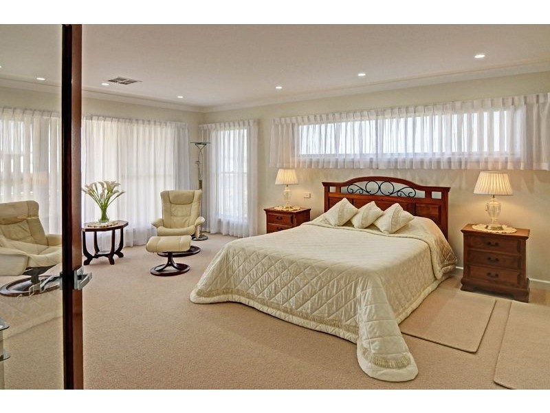 13 Mariposa Street, Orange NSW 2800