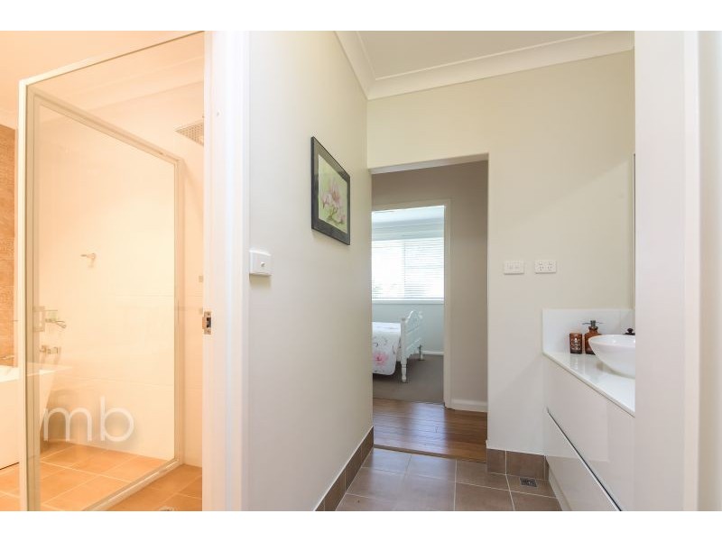 34 Hewitt Close, Orange NSW 2800
