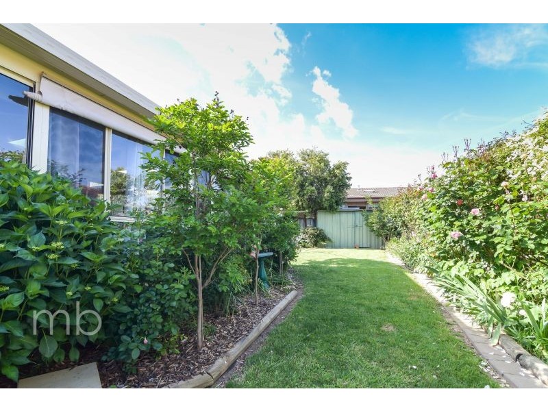 2 Georgian Place, Orange NSW 2800