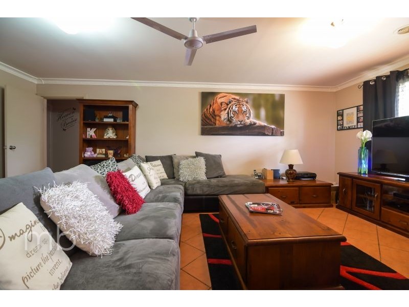 3 Northstoke Way, Orange NSW 2800