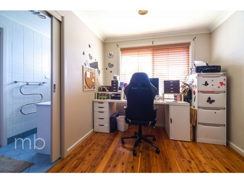 3 Northstoke Way, Orange NSW 2800