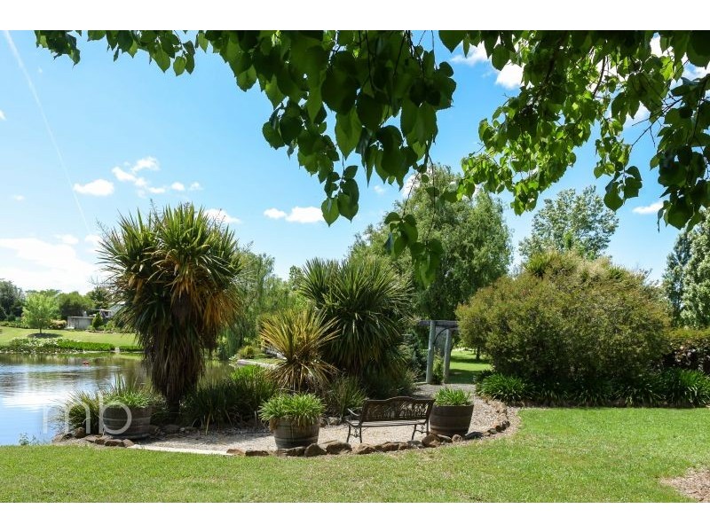 11 Briens Way, Orange NSW 2800